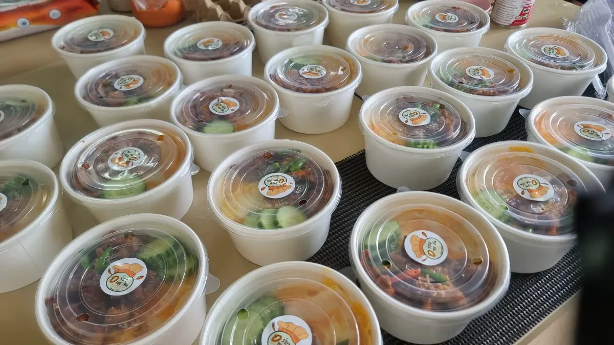 กล่องข้าวร้านอร่อยร้อยล้าน